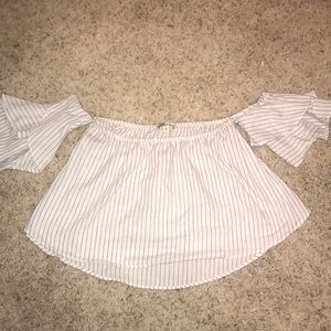 White stripped off the shoulder